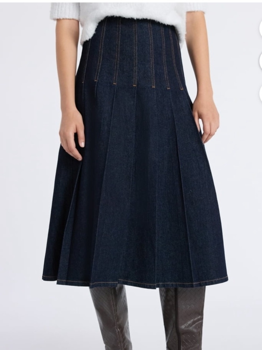 NWT stitch, pleated denim maxi skirt in indigo rinse size 6